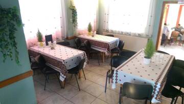 Фото номера Одноместный номер с общей ванной комнатой Мотели Aterman House г. Vlădeni 15